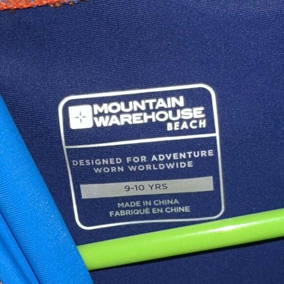 Mountain Warehouse Beach Rash Guard UV Protection Shirt 9 - 10 Years NWT - Picture 3 of 4